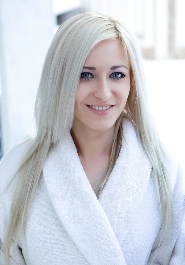 Зоя, 70